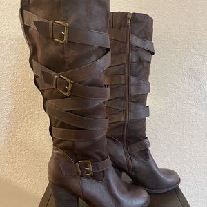 Steve Madden Distressed Brown Leather Block Heeled Women’s Boot Size 9.5